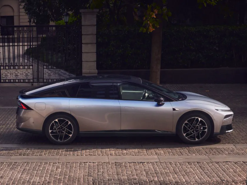XPENG P7+ — Էլեկտրական սեդան՝ ընդարձակ սրահով — 1