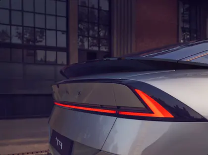 XPENG P7+ — Էլեկտրական սեդան՝ ընդարձակ սրահով — 3