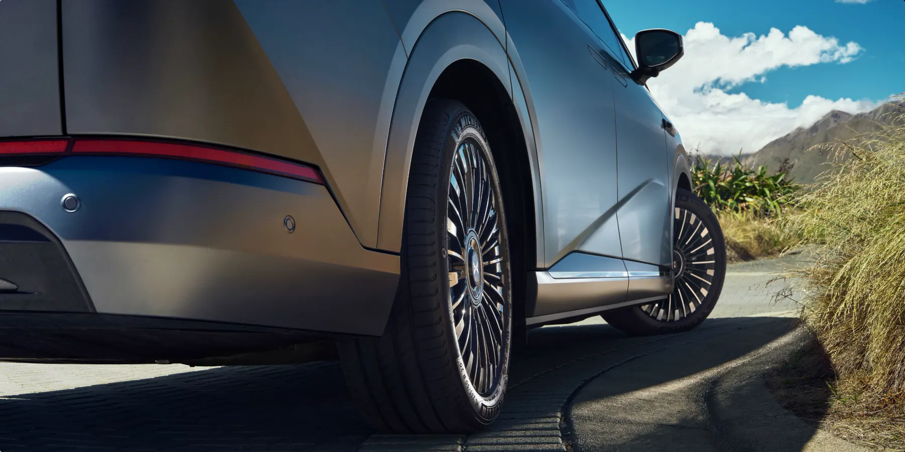 XPENG X9 — Յոթատեղանի էլեկտրական MPV — 5
